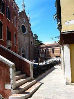 Alex Veneza Exterior foto